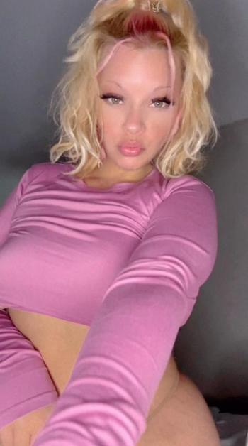 725-246-7117, 26  female escort, South Bend