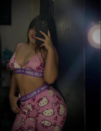 Melany , 24  female escort, South Bend