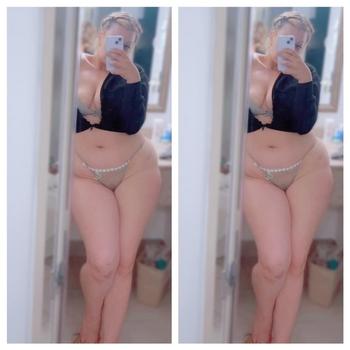 Snow, 27  female escort, South Bend