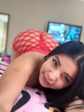 312-965-5881, 23  female escort, South Bend