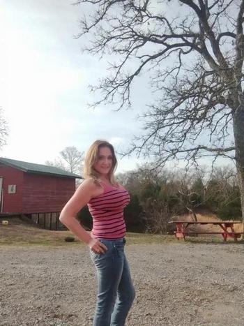 Cow girl fire head, 42  female escort, South Bend